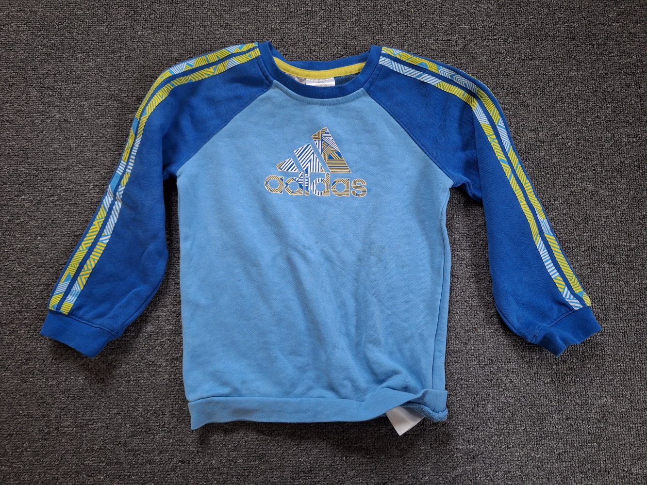 blauer Adidas Pullover Gr. 98
