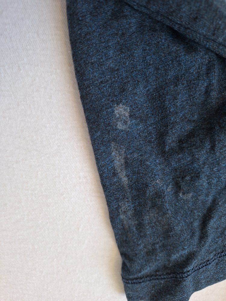 Dunkelblauer Langarmpullover 