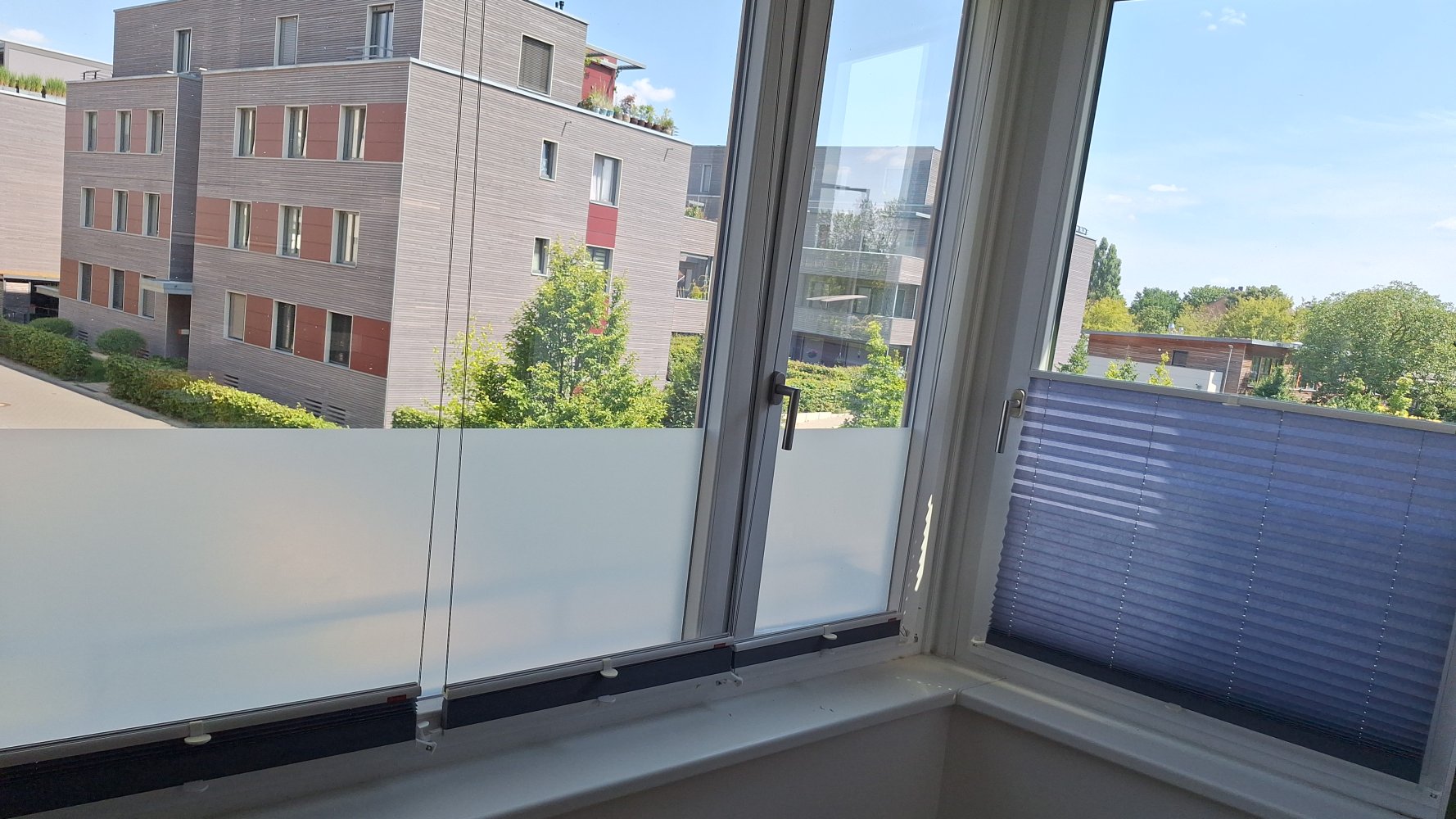 5 dunkelblaue Plissees von Lichtblick Klemmfix ohne Bohren