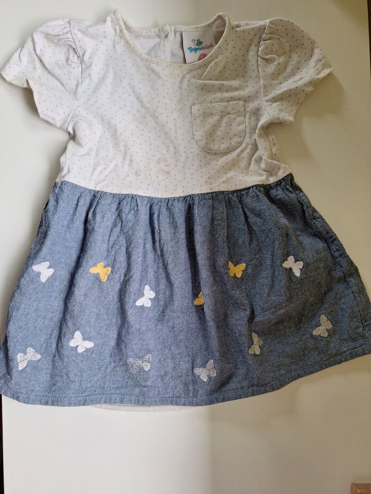 Niedliches Jeans-Sommerkleidchen mit Schmetterlingen, Gr. 86