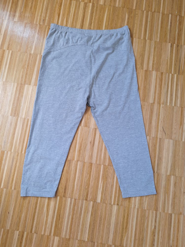 Graue Schwangerschaftsleggings Dreiviertelhose Gr. L