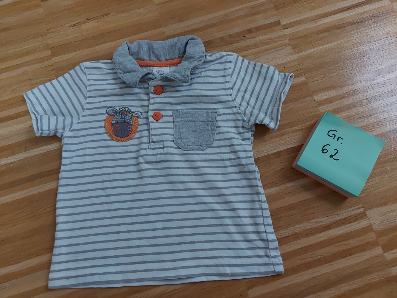 weiß gestreiftes Poloshirt / Polohemd mit Zebra Gr. 62