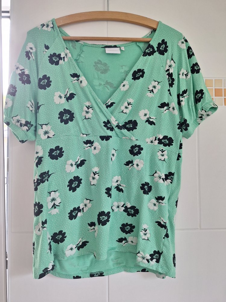 grün geblümtes Umstandsshirt Gr. L