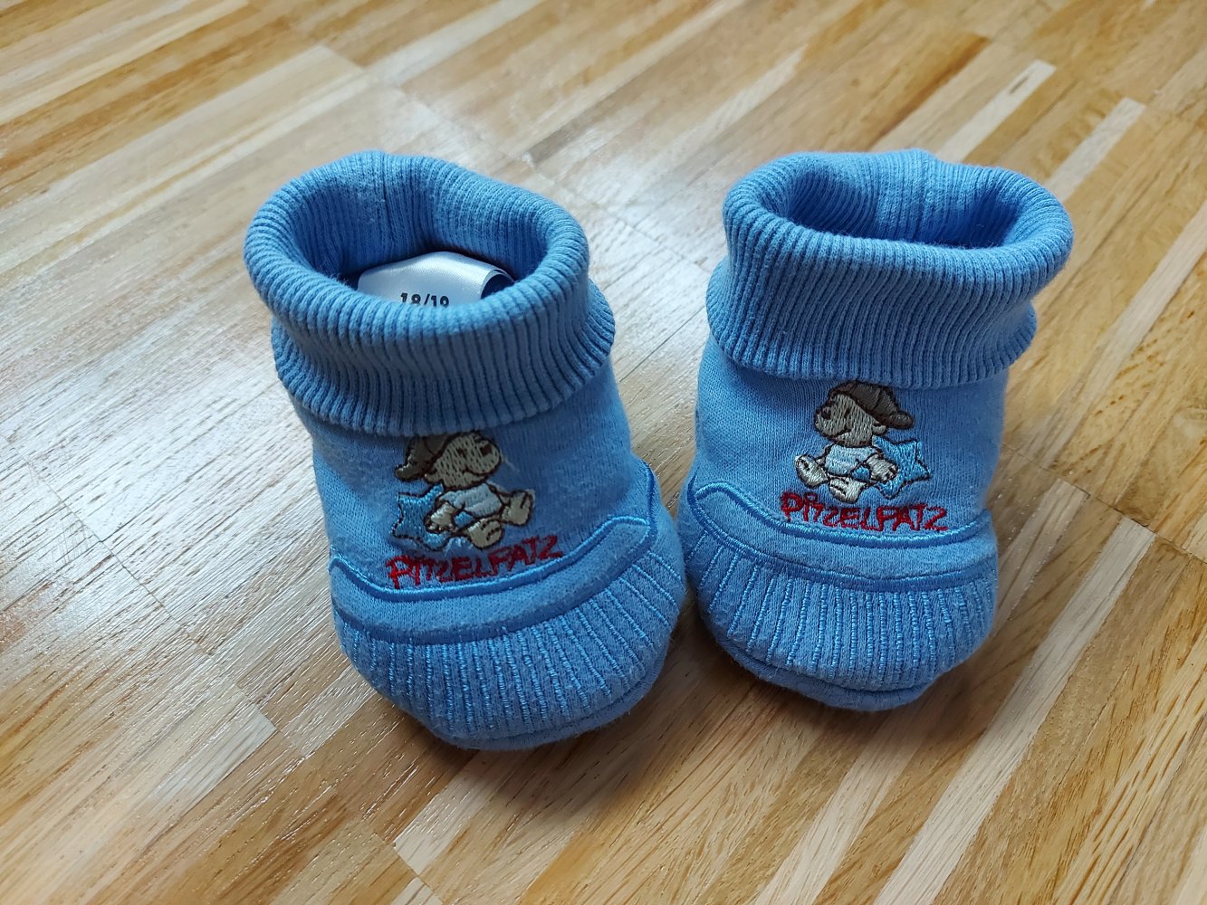 kuschelige blaue Pitzelpatz-Hausschuhe für Babys, Gr. 18/19