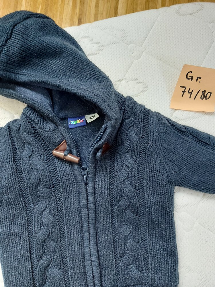 dunkelblaue Strick-Babyjacke mit Kapuze, Gr. 74/80