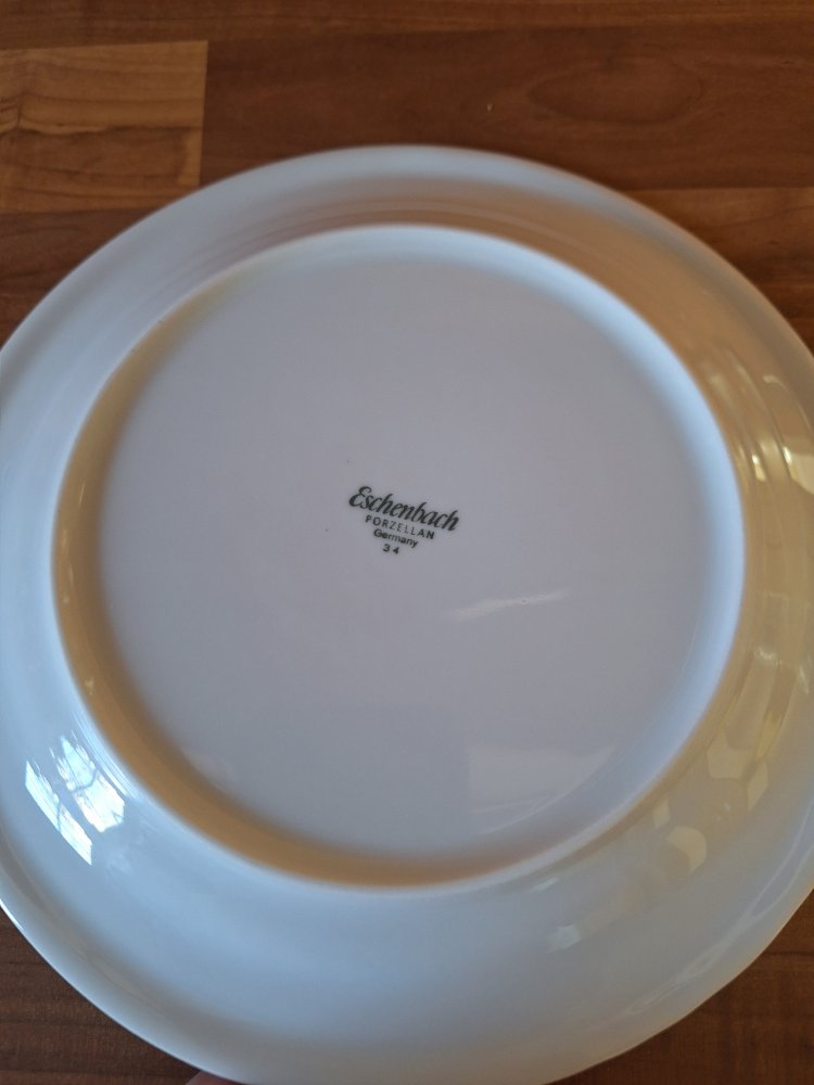 weißer Kuchenteller von Eschenbach Ambiente