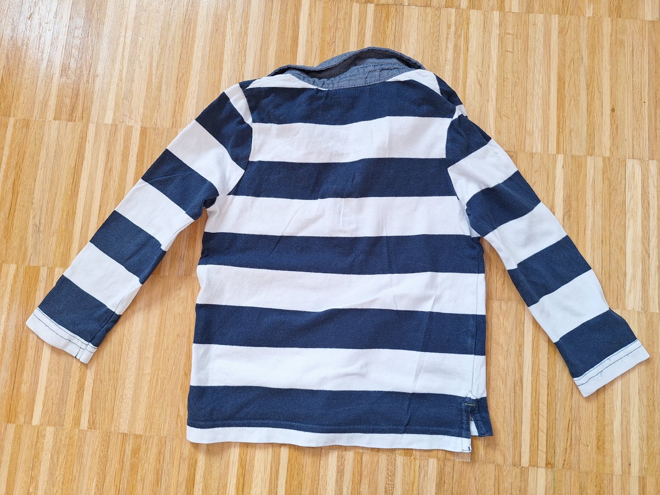 dunkelblau weiß gestreiftes Poloshirt / Polohemd Gr. 98