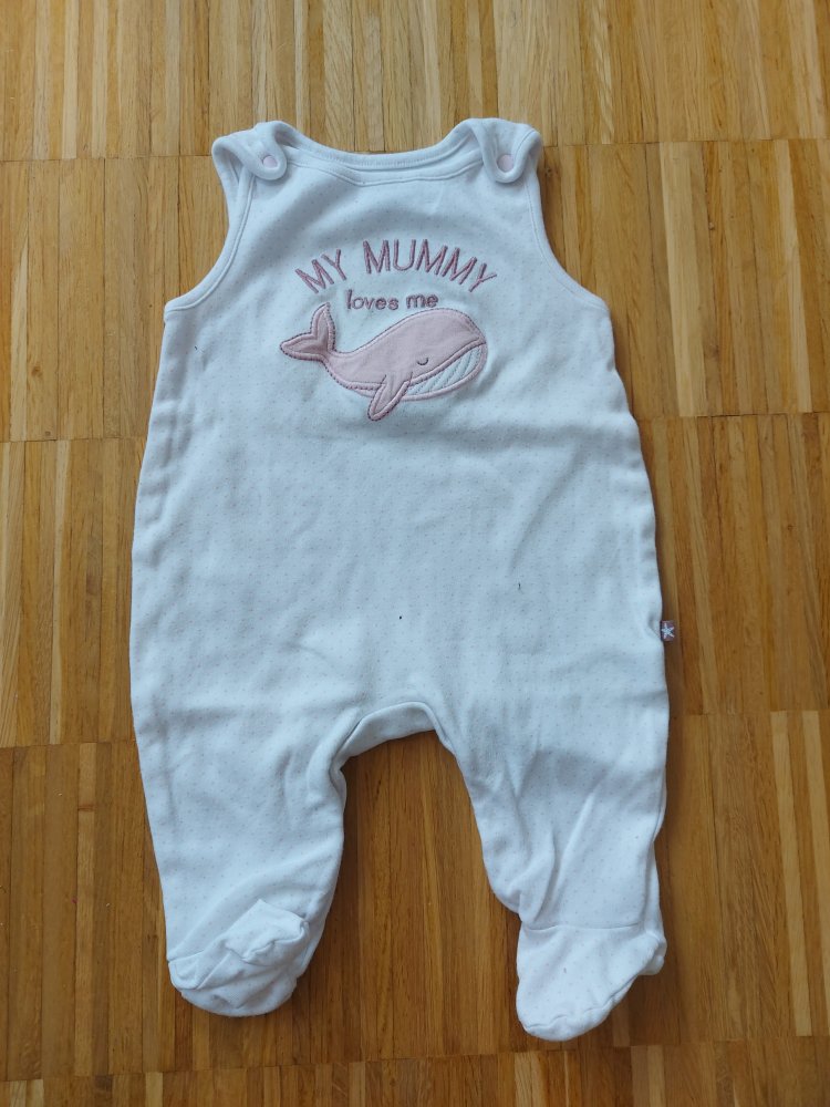 Supersüßer weißer Babystrampler my mummy loves me, Gr. 68 mit Füßchen