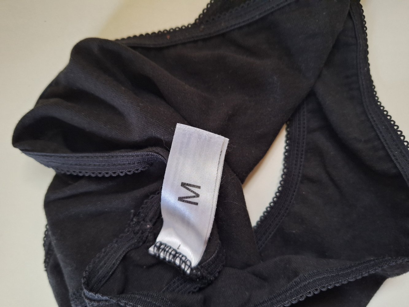 schwarze Unterhose / Schlüpfer Gr. M