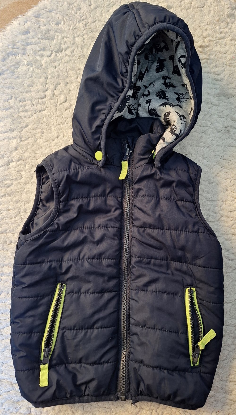 Dunkelblaue Steppweste mit Kapuze Gr. 86