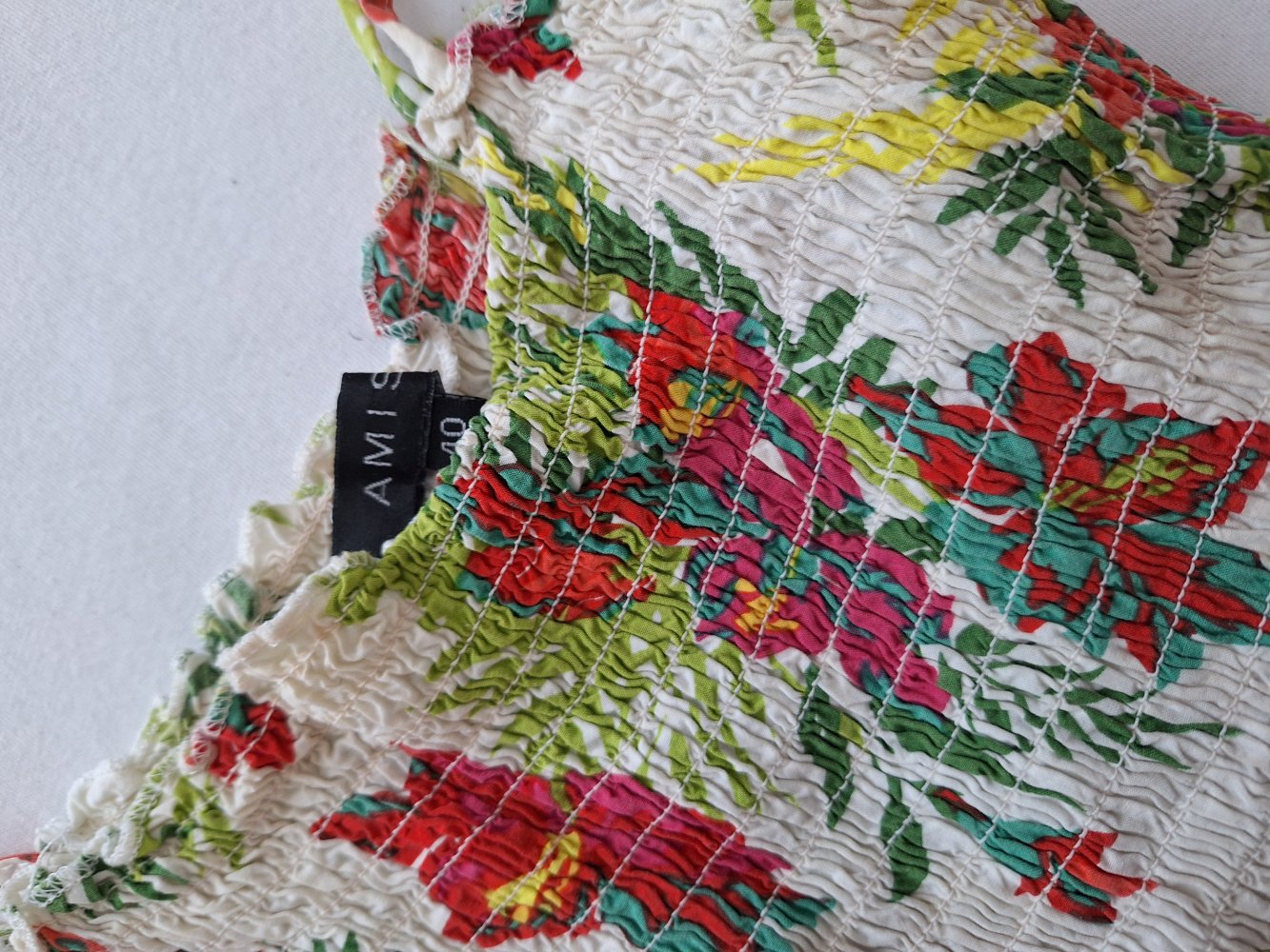 Sommerkleid mit tropischen Blumen Gr. 40