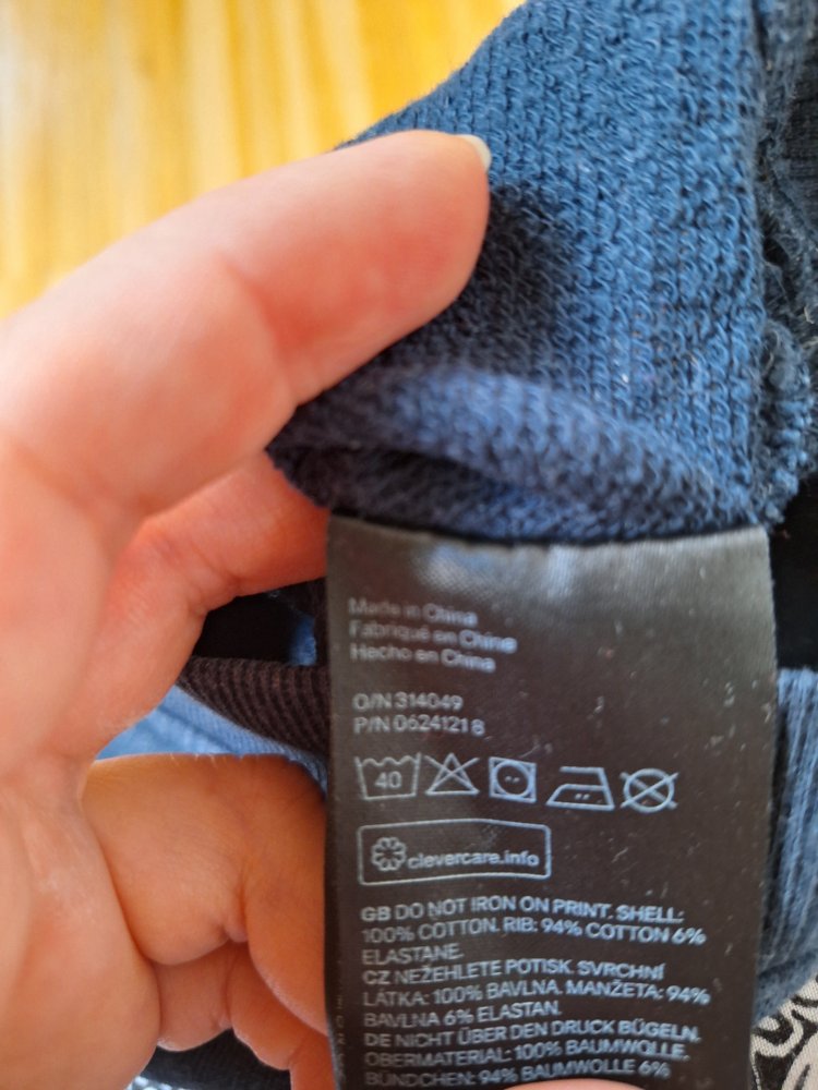 langärmliger dunkelblauer Babypullover I create my future