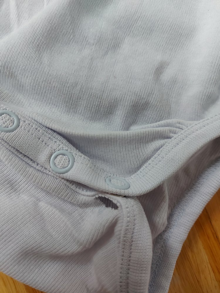 hellblauer Langarmbody, basic von H&M