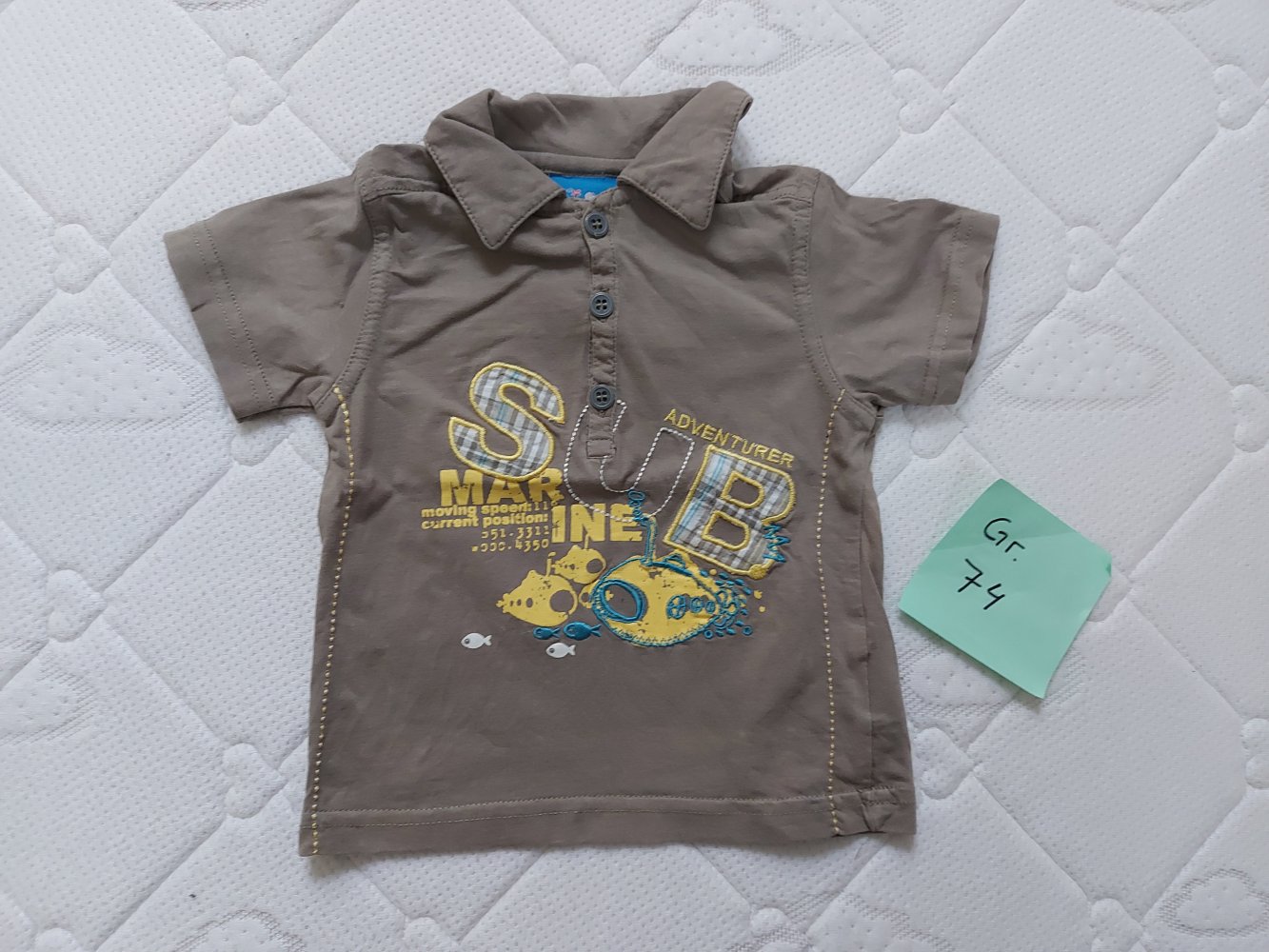 kurzärmliges braunes Baby-Poloshirt Gr. 74