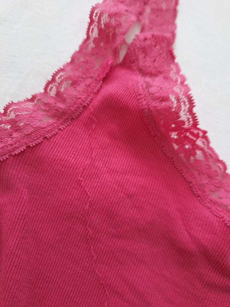 Pinkes Spaghettiträgertop mit Spitze, Gr. M