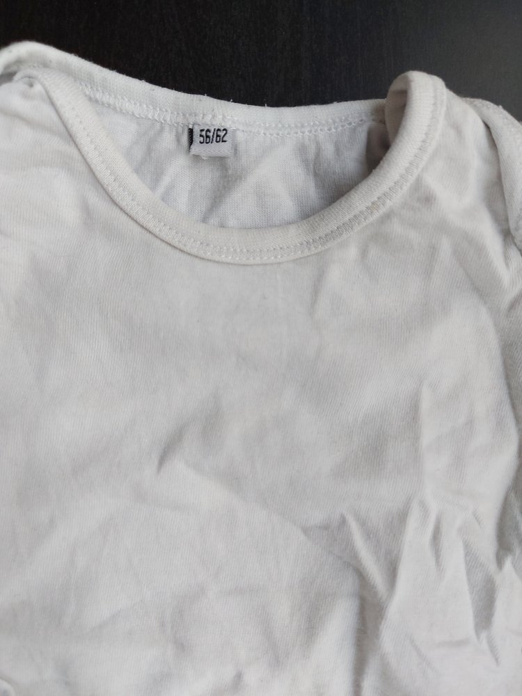 weißer Kurzarmbody Gr. 56/62