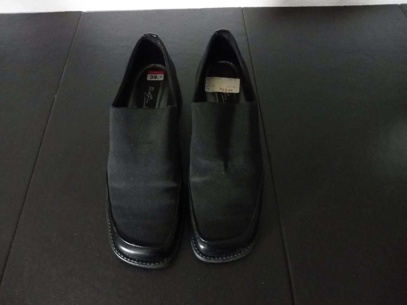 Gino Ventori Damenschuh / Slipper / Halbschuh Größe 39 schwarz