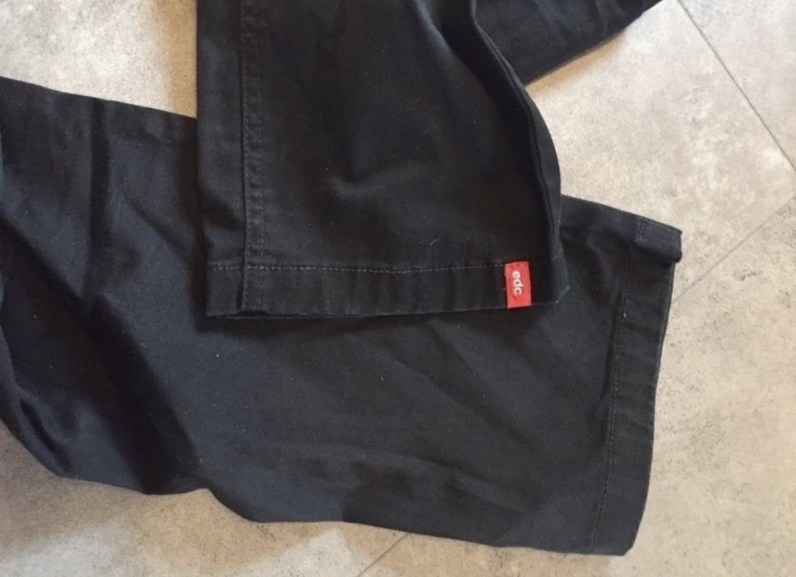 Esprit Jeans schwarz Gr. 34