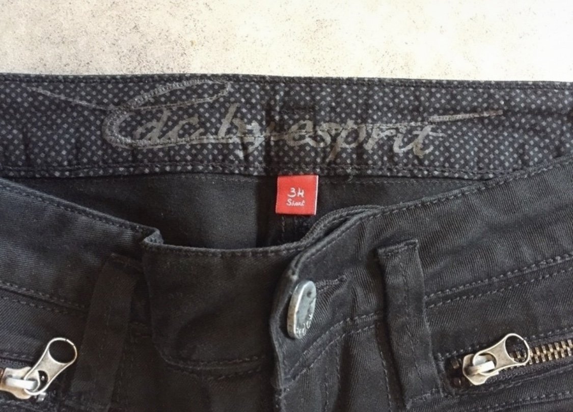 Esprit Jeans schwarz Gr. 34
