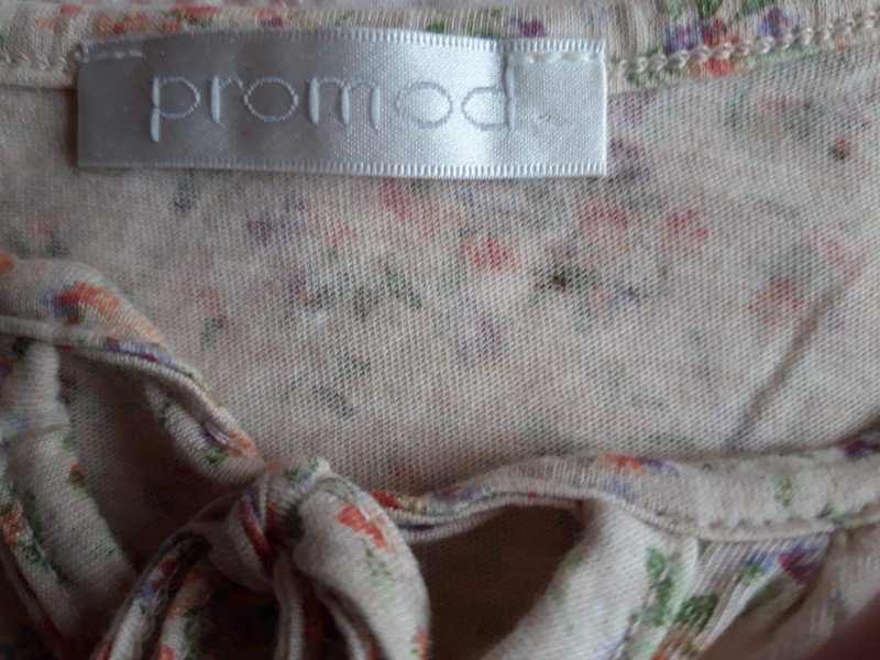 Sehr schönes Top von Promod ???? Gr. S Versand: Brief/ Warensendung 2,20€ oder Päckchen 4,50€