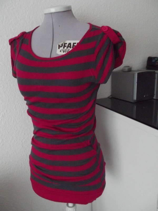 Sehr schönes kurzarm Shirt