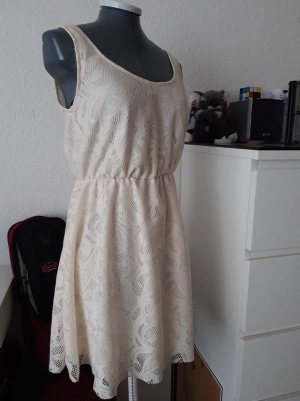 Sehr schönes Kleid