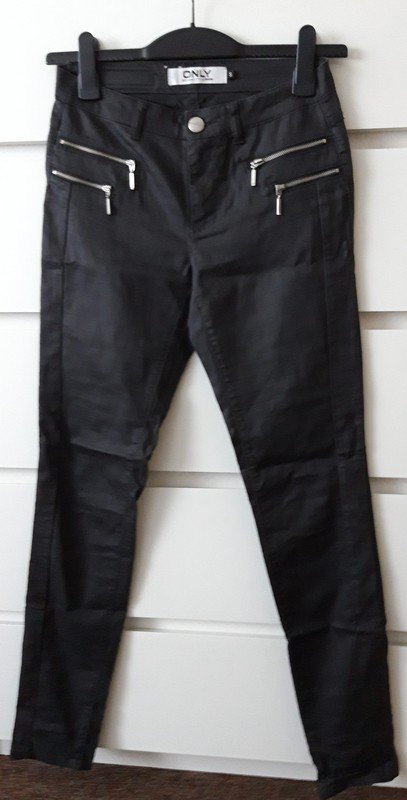 Sehr schöne Hose von Only 