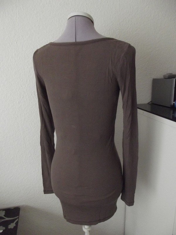 Sehr schönes braunes geripptes Shirt