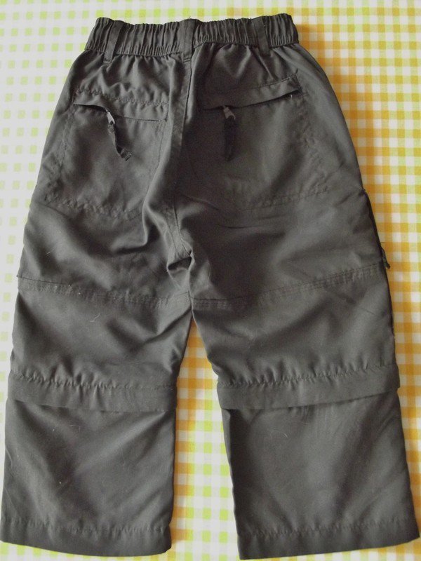 Sehr schöne 2 in 1 Hose von Zebralino
