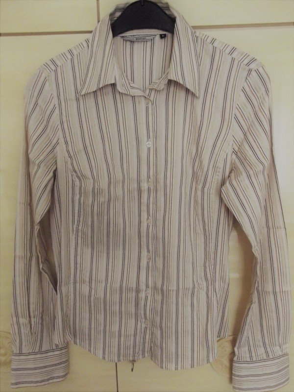Sehr schöne Stretch Bluse