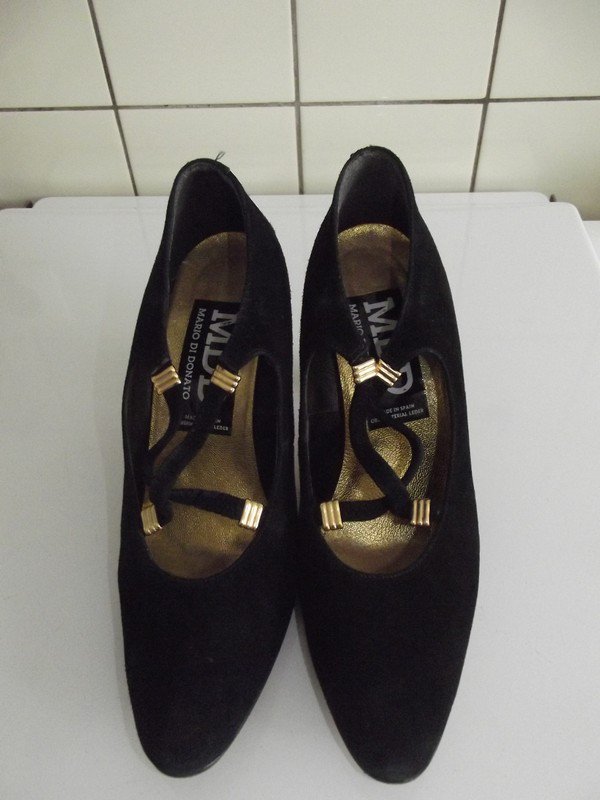  Sehr schöne schwarze Pumps