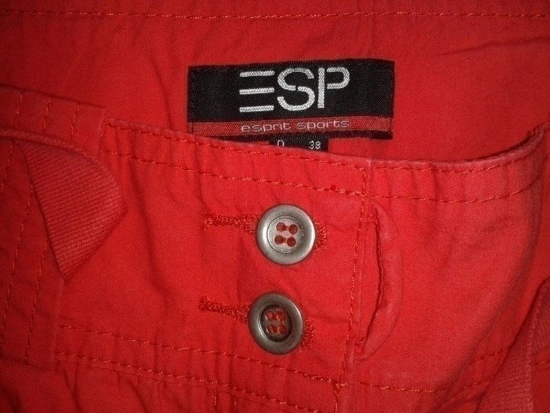 Sehr schöne rote 7/8 Sommer Hose von Esprit Sports