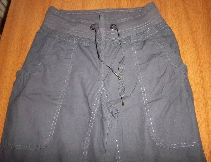 Schöne Hose Gr. 34