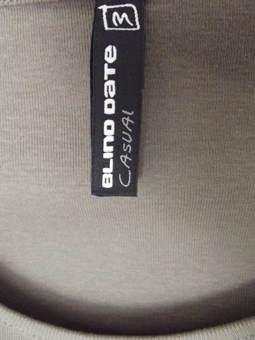 Sehr schönes kurzäremeliges Shirt