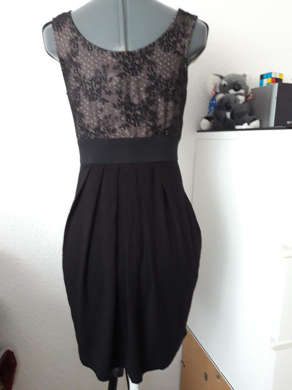Sehr schönes Kleid von Orsay 