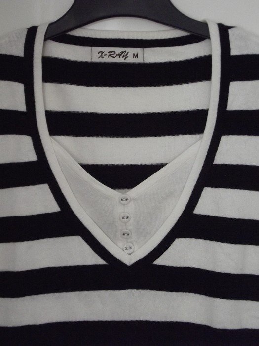 Sehr schönes Schwarz/ Weißes Shirt
