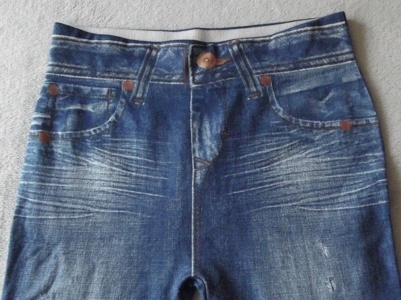 Schöne Schlupf- Leggings in Jeans- Optik