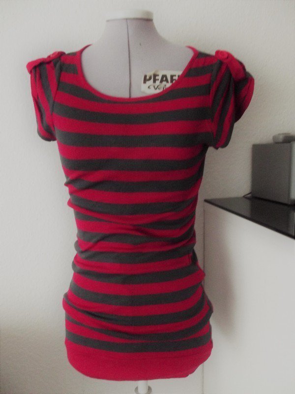Sehr schönes kurzarm Shirt