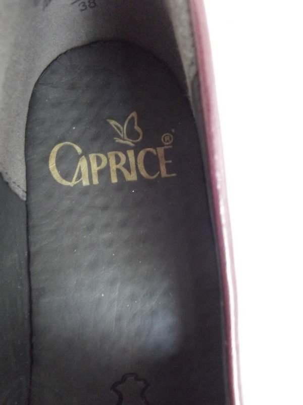Sehr schöne neue Leder- Schuhe von Caprice