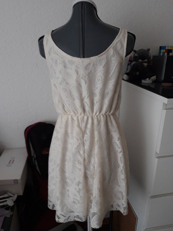 Sehr schönes Kleid
