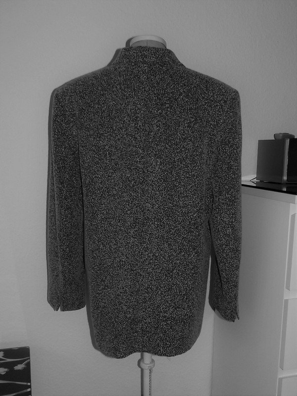 Sehr schöne Jacke in Salz/ Pfeffer Optik