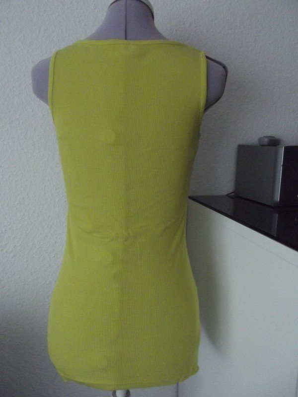 Sehr schönes ärmelloses Shirt