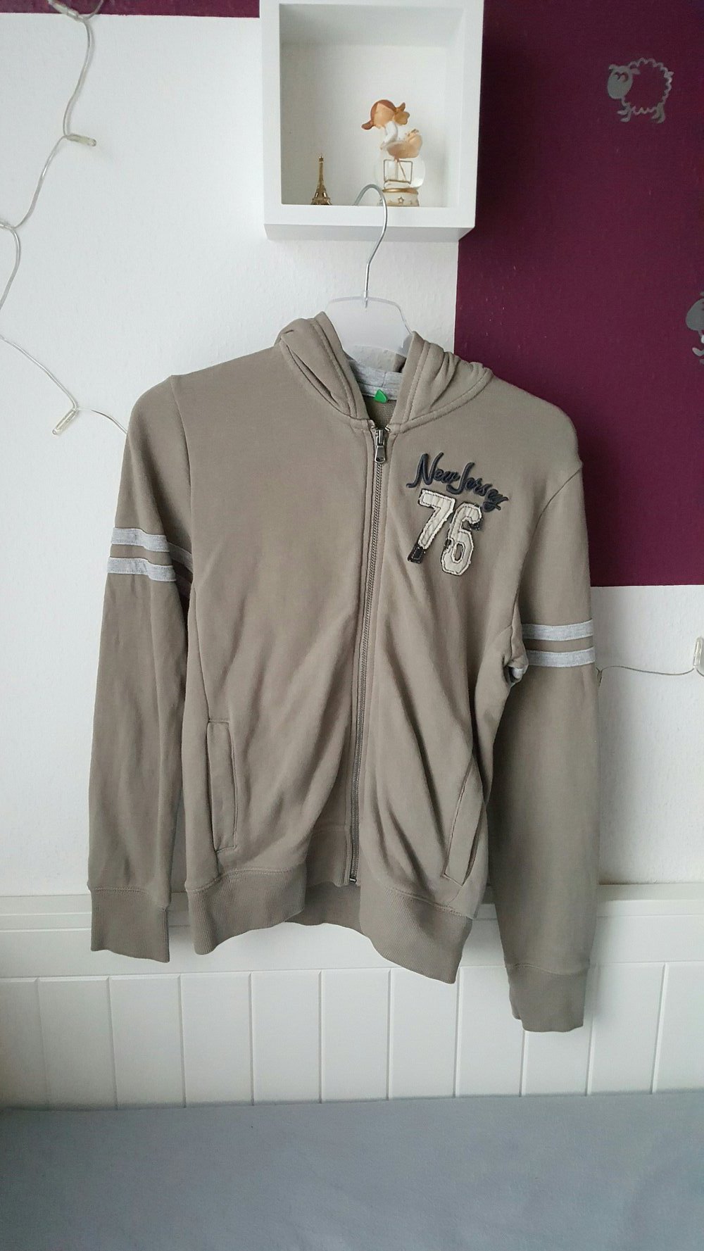 Schöne neuwertige strickjacke 