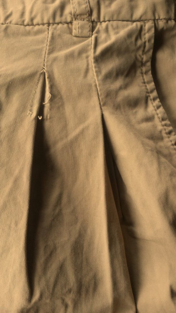 Hose beige Zara Basic Bundfalten Gr. XS - 32/34