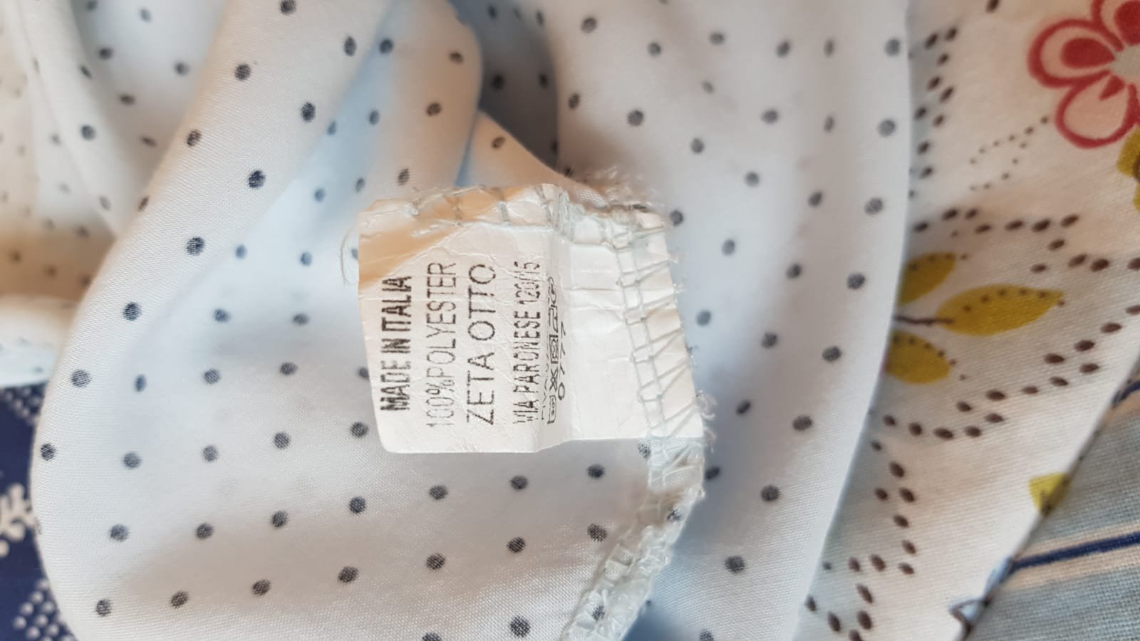 Bluse Hellblau Rüschen Punkte