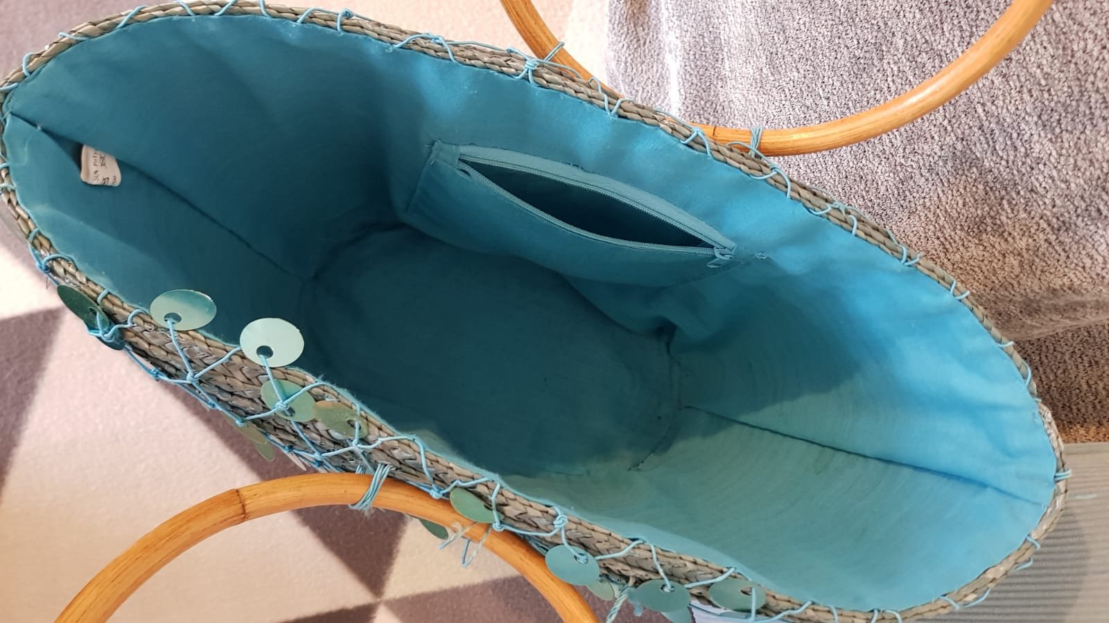 Sehr schöne Korb Tasche Pailletten Türkis