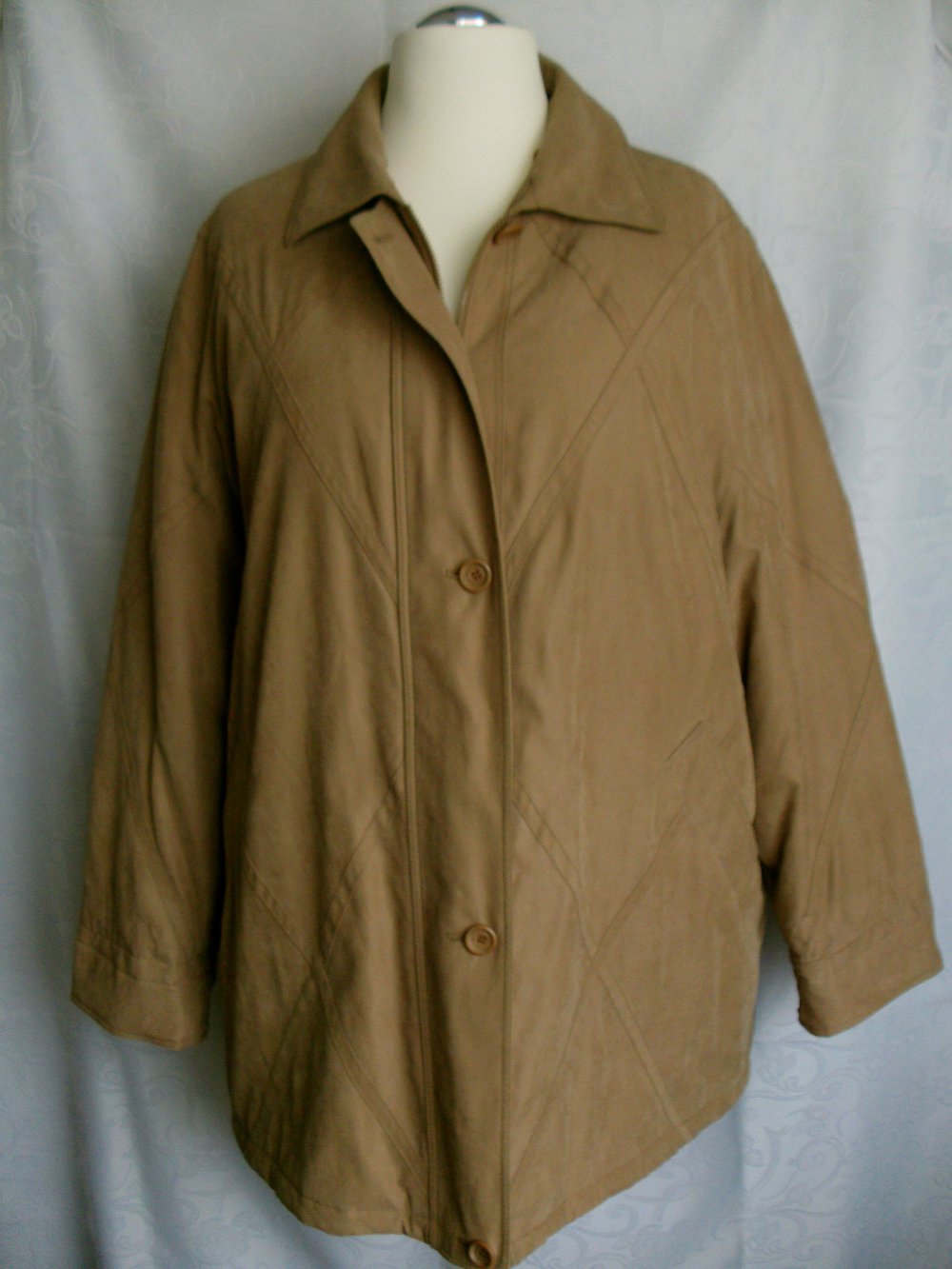 Winterjacke in beige