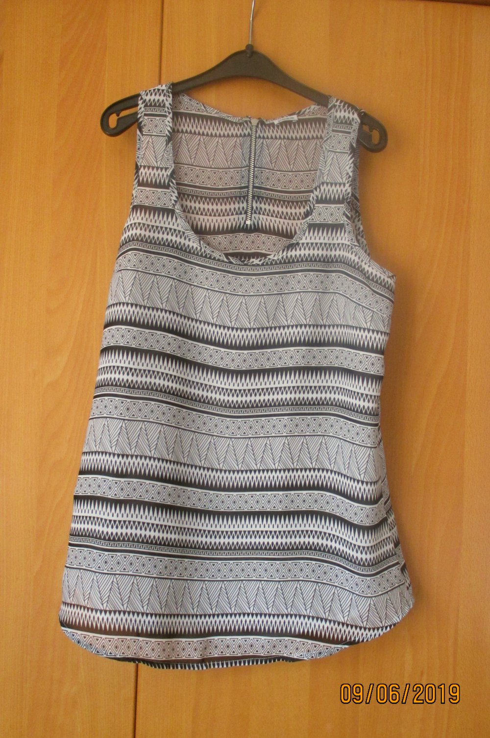 Blusen-Top mit Muster, leicht transparent, Gr. S