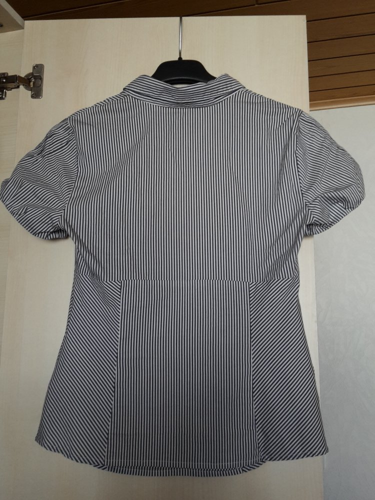 Blusenshirt schwarz weiß gestreift Vero Moda