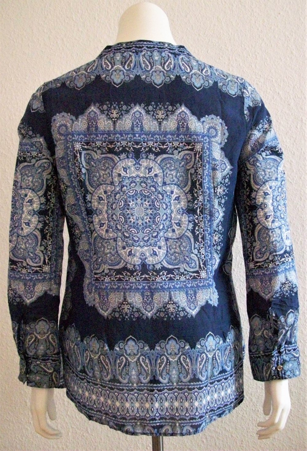 Bluse Thunika gemustert NEU